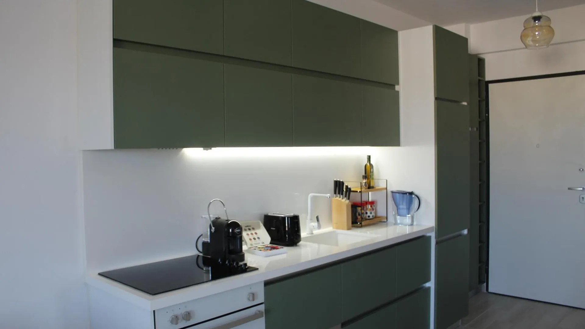 Savana Modern Apartment By The Sea Golem  Albania